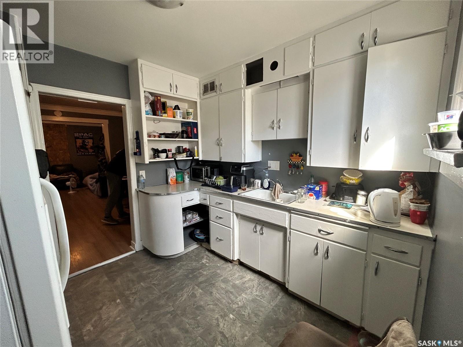 416 J Avenue N, Saskatoon, Saskatchewan  S7L 2K3 - Photo 7 - SK034940