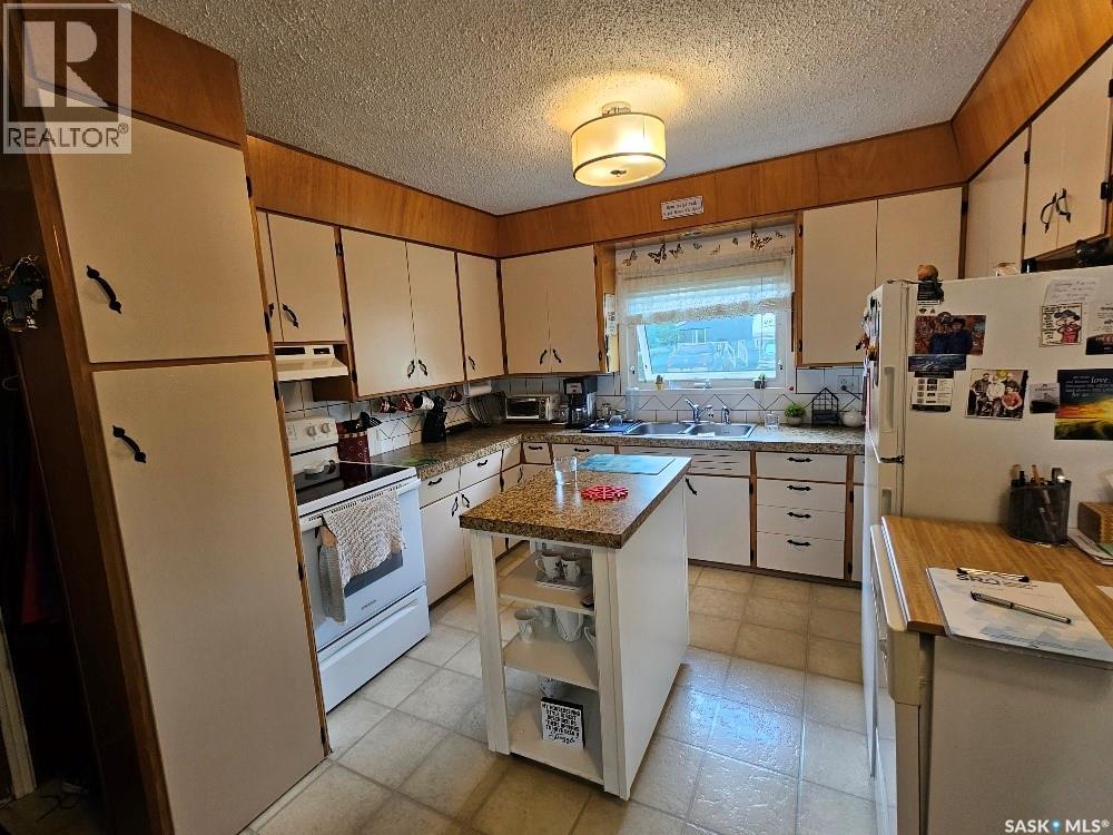 617 Hill Avenue, Wawota, Saskatchewan  S0G 5A0 - Photo 12 - SK034924