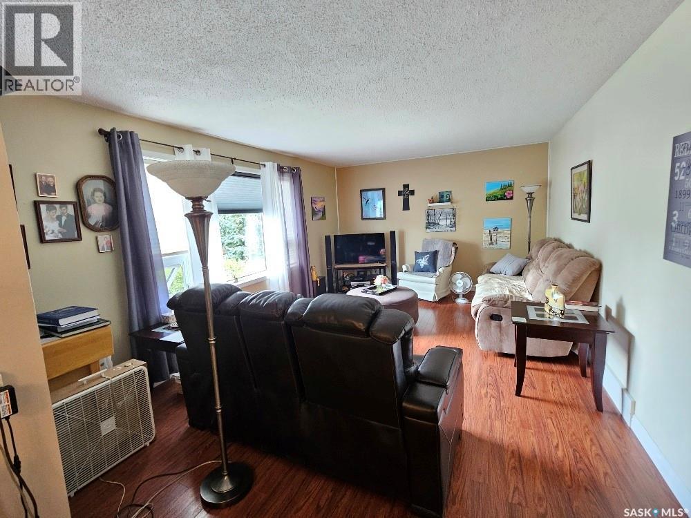 617 Hill Avenue, Wawota, Saskatchewan  S0G 5A0 - Photo 13 - SK034924