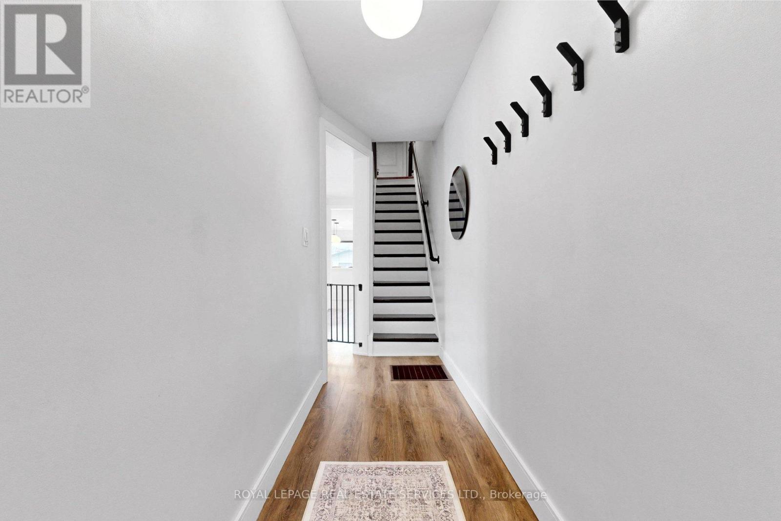 97 Ascot Avenue, Toronto, Ontario  M6E 1G1 - Photo 16 - W13088824