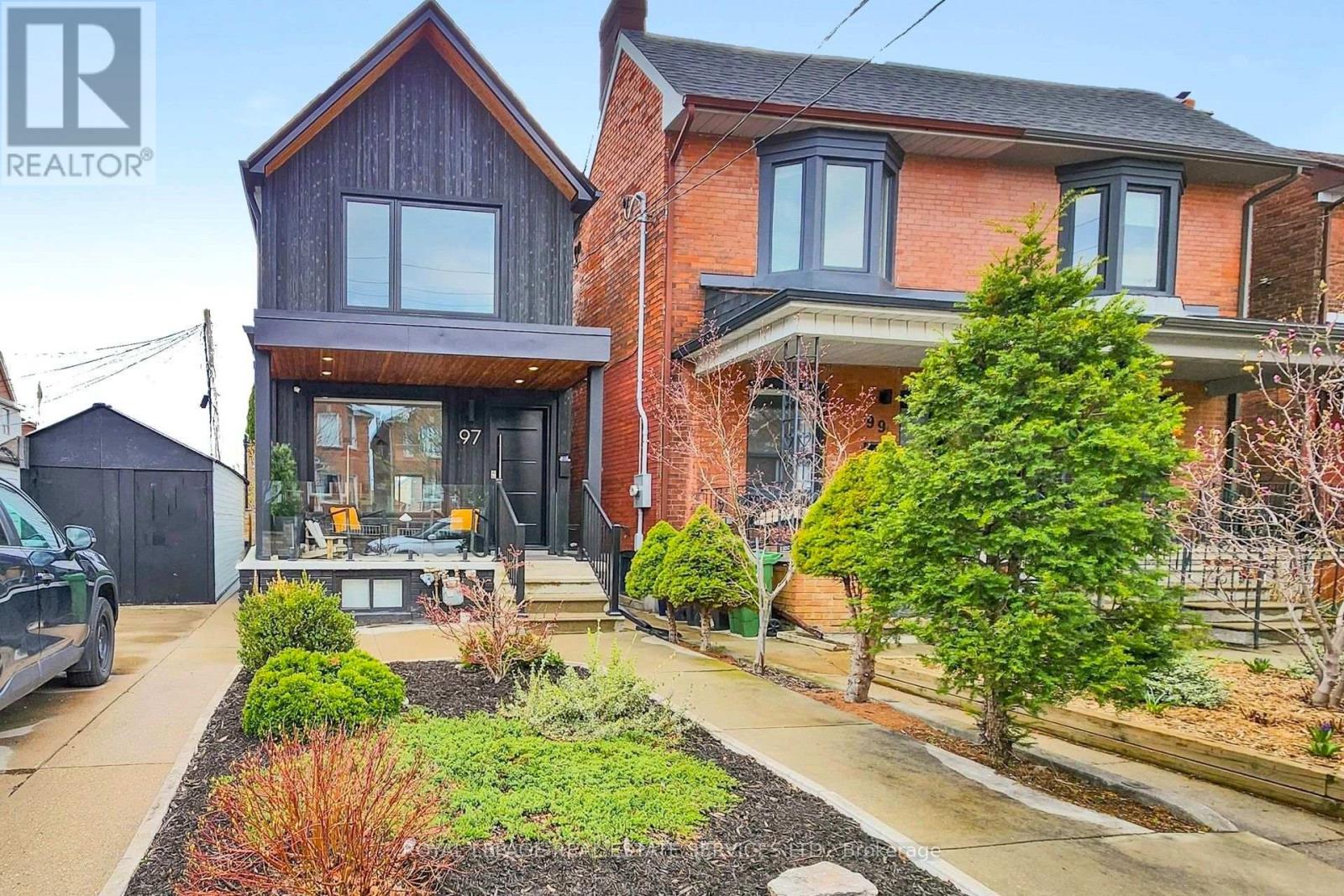 97 Ascot Avenue, Toronto, Ontario  M6E 1G1 - Photo 3 - W13088824