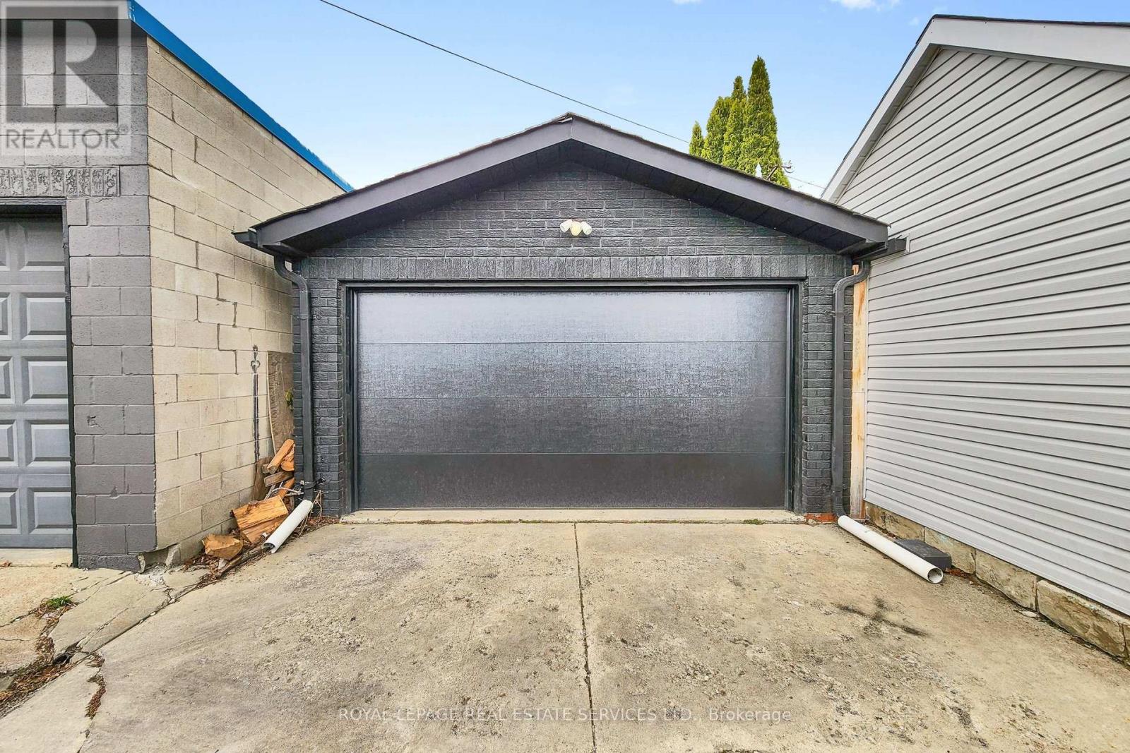 97 Ascot Avenue, Toronto, Ontario  M6E 1G1 - Photo 40 - W13088824