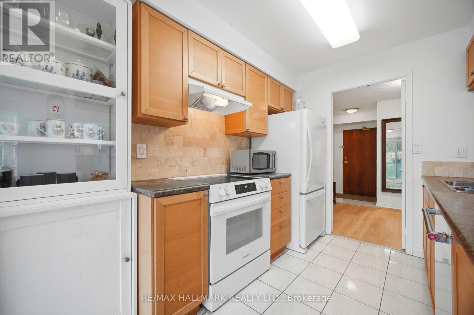 209 - 190 Manitoba Street, Toronto, Ontario  M8Y 4G7 - Photo 13 - W13088870