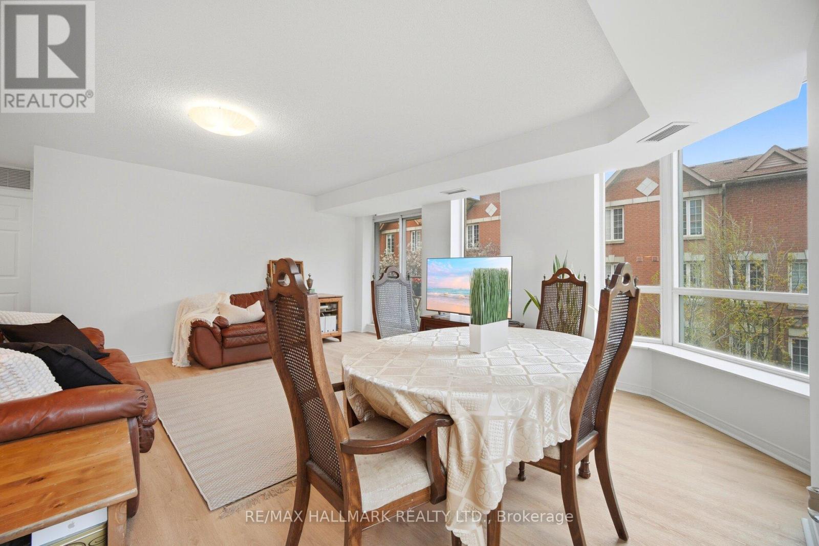 209 - 190 Manitoba Street, Toronto, Ontario  M8Y 4G7 - Photo 9 - W13088870