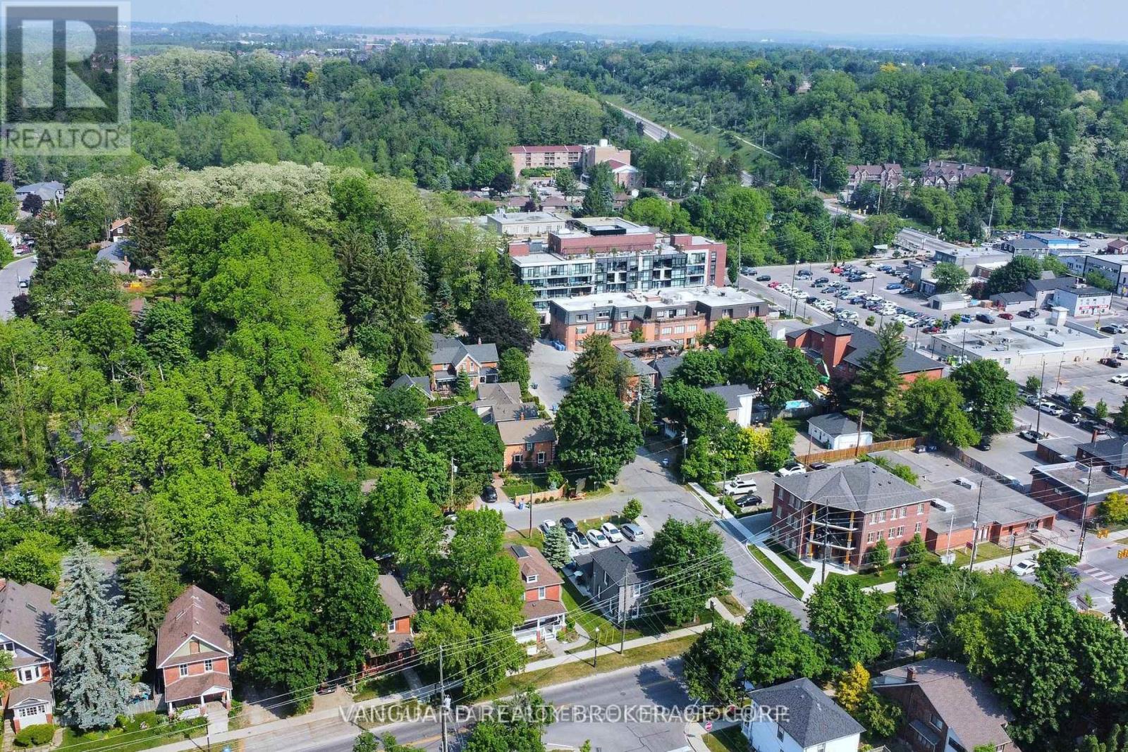 MAINFLOOR - 69 KING STREET W, Caledon, Ontario