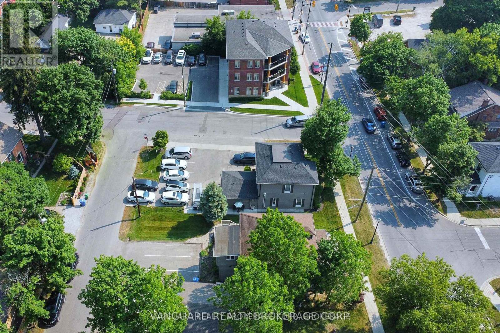 Mainfloor - 69 King Street W, Caledon, Ontario  L7E 1C7 - Photo 10 - W13088872