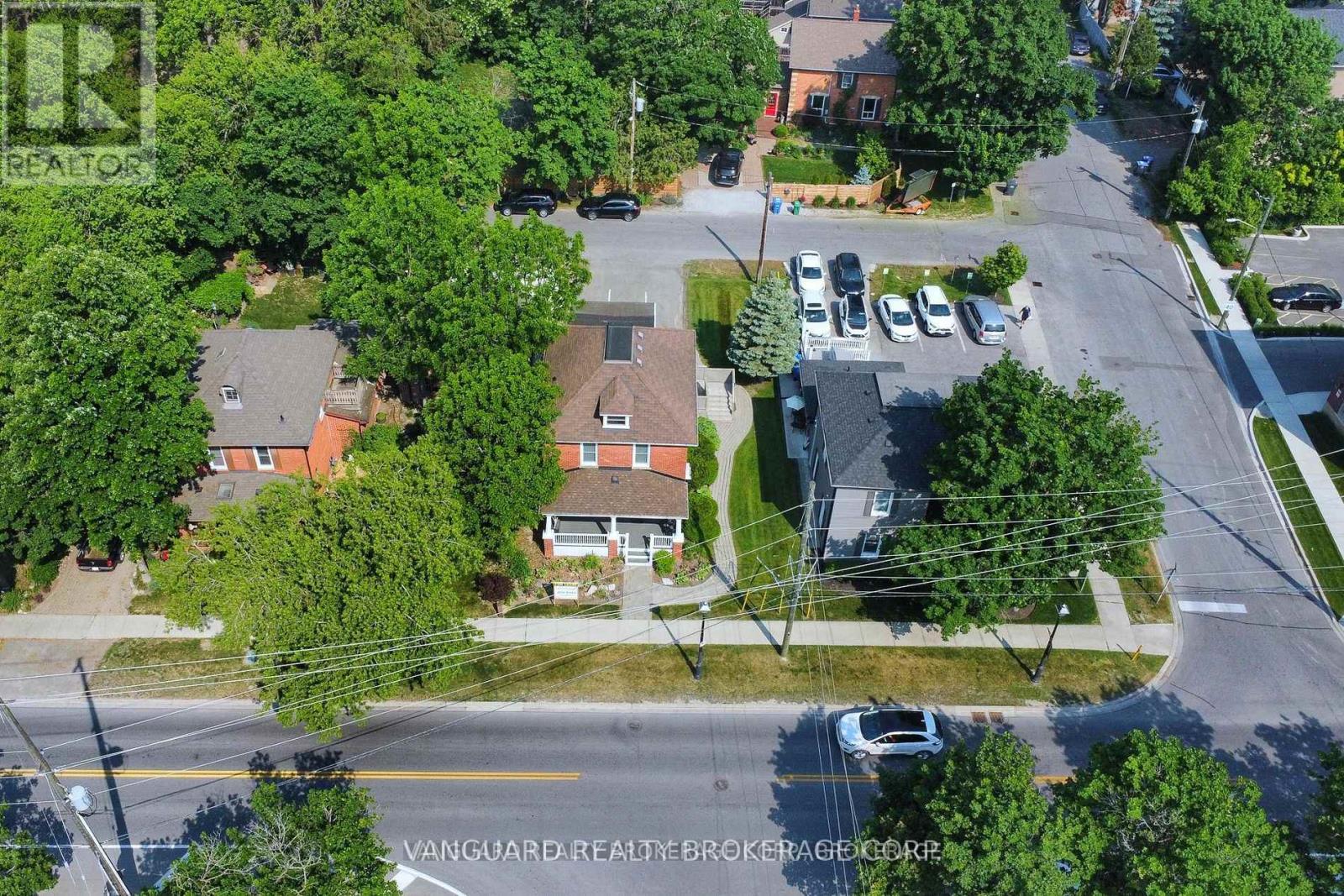 Mainfloor - 69 King Street W, Caledon, Ontario  L7E 1C7 - Photo 2 - W13088872