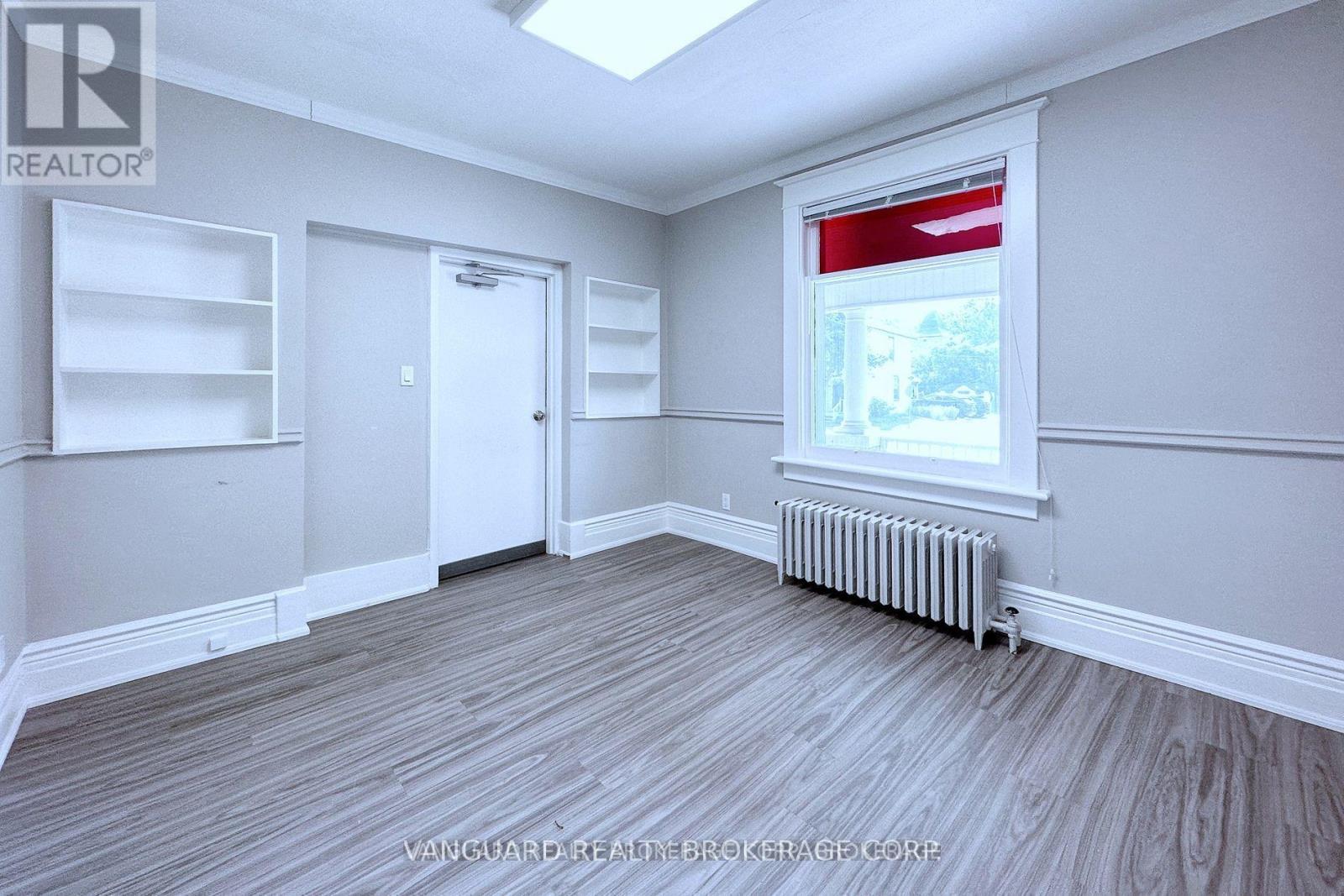 Mainfloor - 69 King Street W, Caledon, Ontario  L7E 1C7 - Photo 21 - W13088872