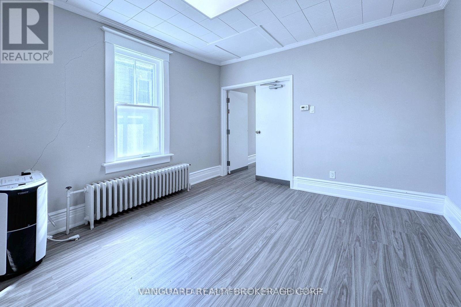 Mainfloor - 69 King Street W, Caledon, Ontario  L7E 1C7 - Photo 25 - W13088872