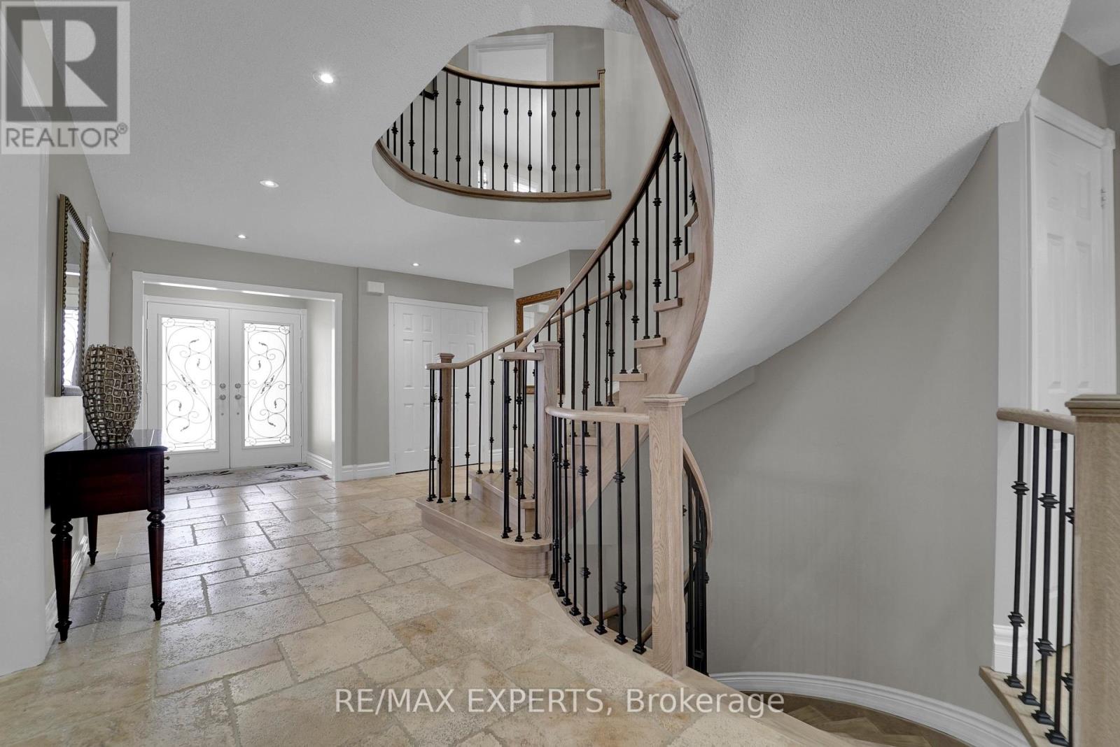 8 Chickadee Crescent, Brampton, Ontario  L6Z 3L5 - Photo 13 - W13088974