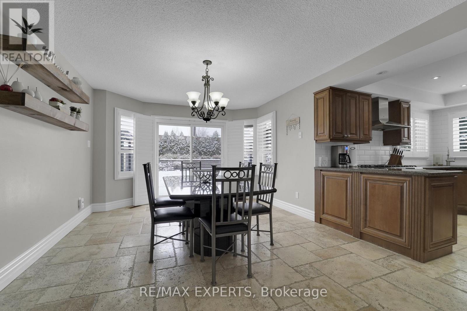 8 Chickadee Crescent, Brampton, Ontario  L6Z 3L5 - Photo 17 - W13088974