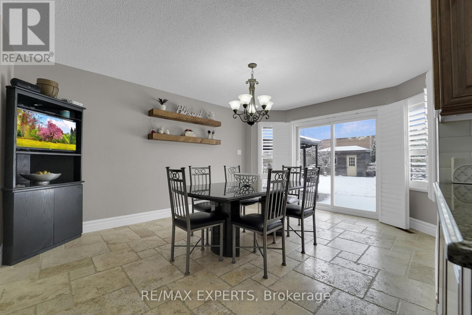 8 Chickadee Crescent, Brampton, Ontario  L6Z 3L5 - Photo 18 - W13088974
