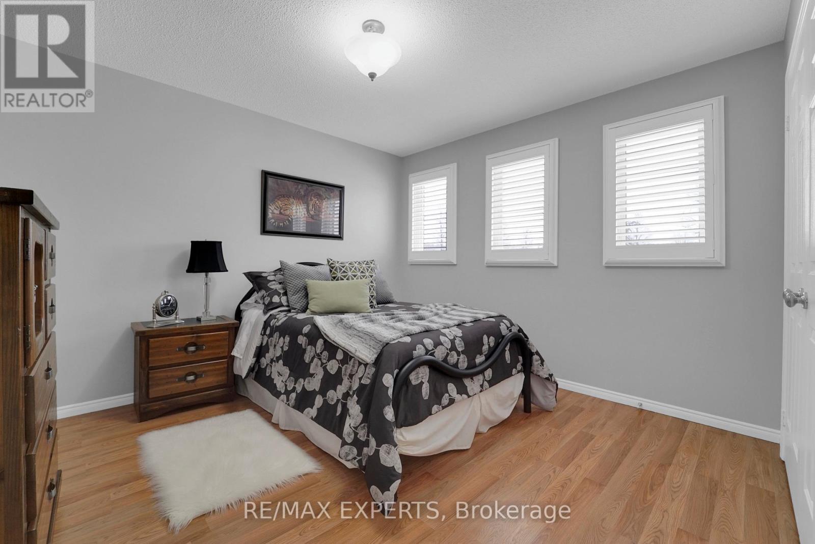 8 Chickadee Crescent, Brampton, Ontario  L6Z 3L5 - Photo 37 - W13088974