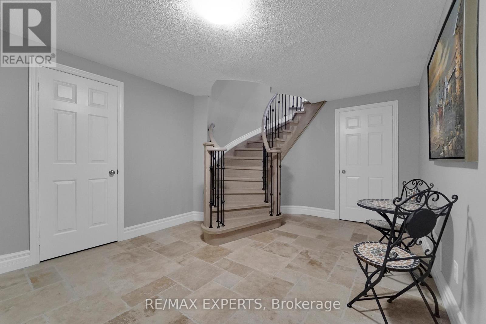 8 Chickadee Crescent, Brampton, Ontario  L6Z 3L5 - Photo 43 - W13088974