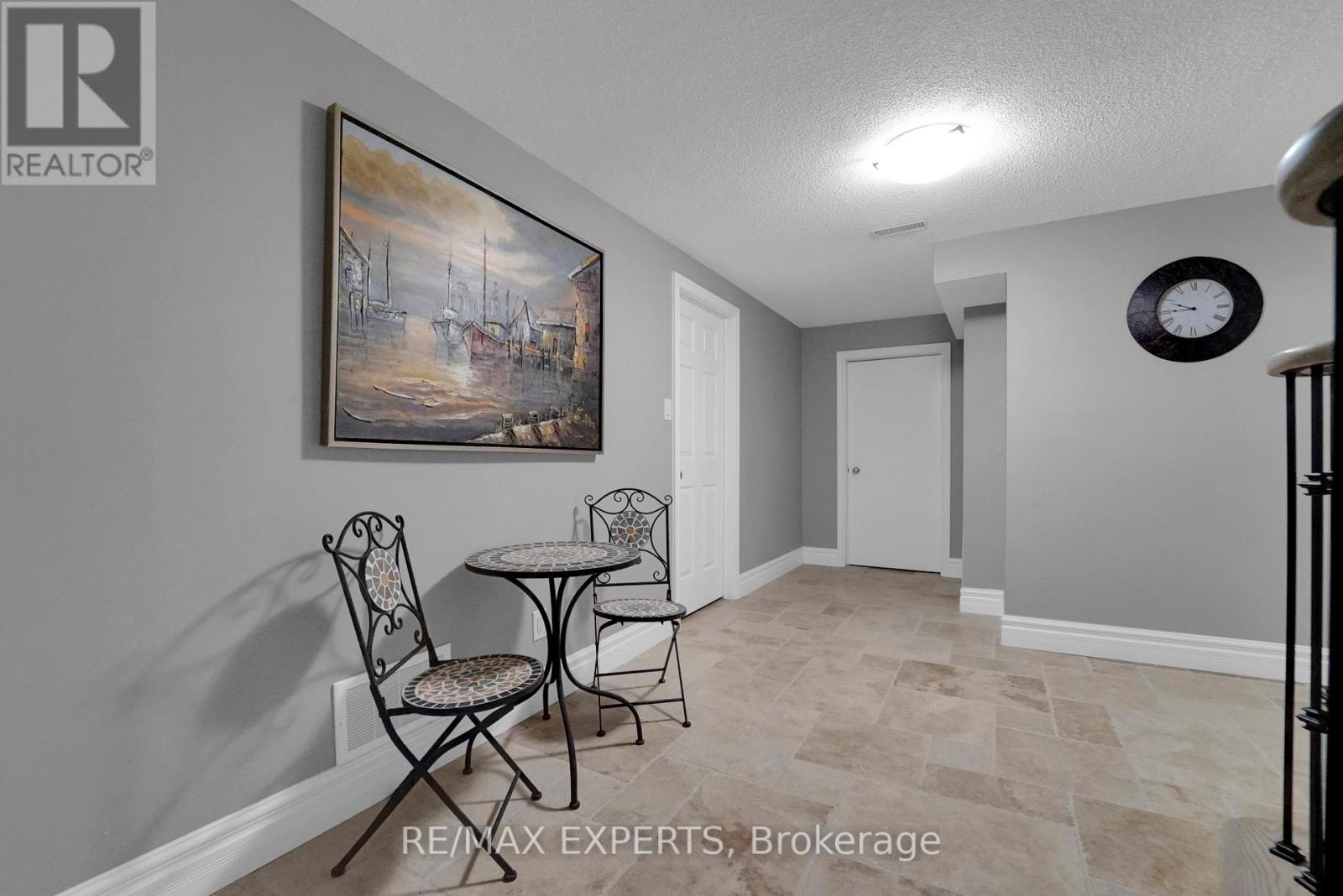 8 Chickadee Crescent, Brampton, Ontario  L6Z 3L5 - Photo 44 - W13088974