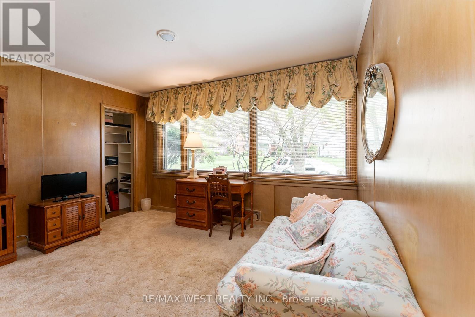 2 Greenford Road, Toronto, Ontario  M9A 3E6 - Photo 13 - W13088976