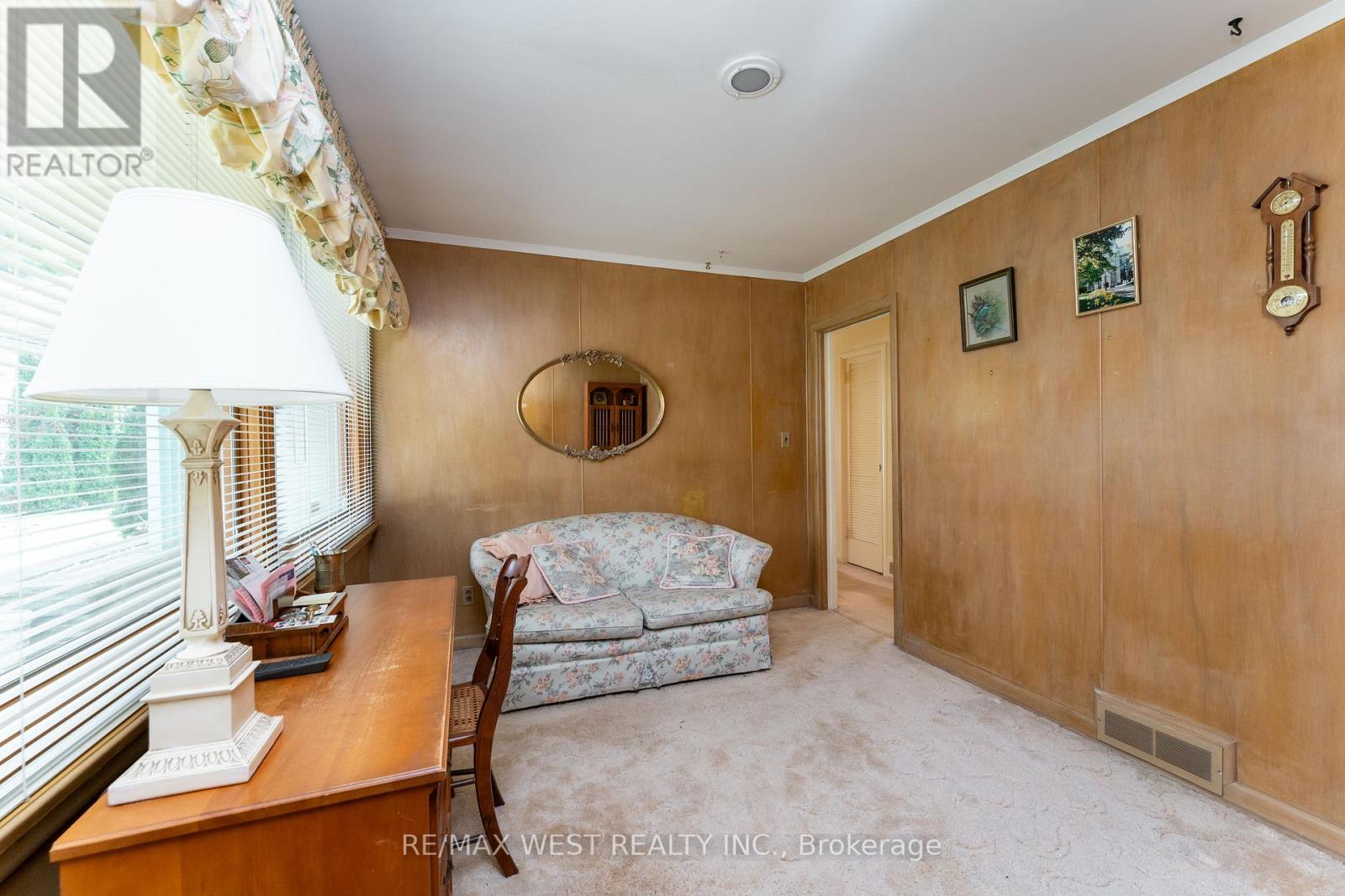 2 Greenford Road, Toronto, Ontario  M9A 3E6 - Photo 14 - W13088976