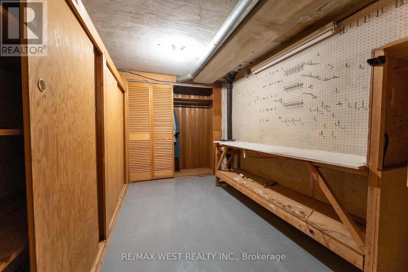 2 Greenford Road, Toronto, Ontario  M9A 3E6 - Photo 39 - W13088976