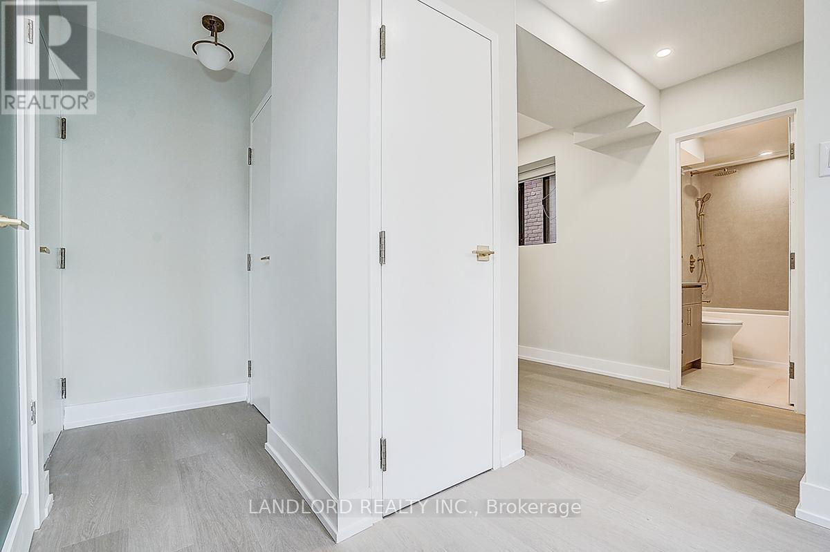 204 - 240 Durie Street, Toronto, Ontario  M6S 3G1 - Photo 19 - W13088986