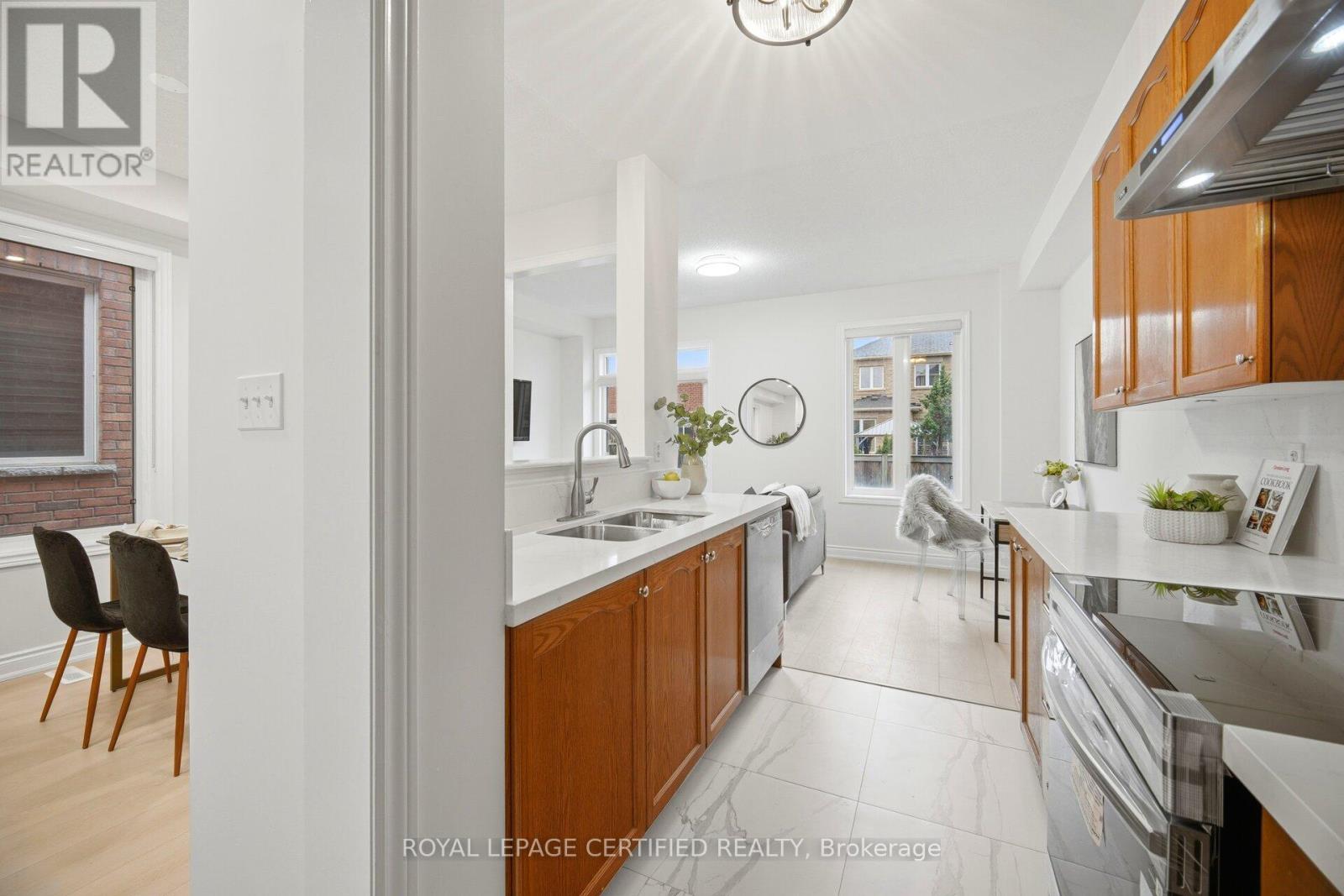 3302 Stoney Crescent, Mississauga, Ontario  L5M 0N5 - Photo 16 - W13089022