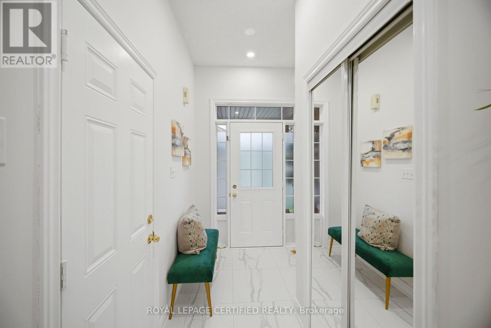 3302 Stoney Crescent, Mississauga, Ontario  L5M 0N5 - Photo 3 - W13089022