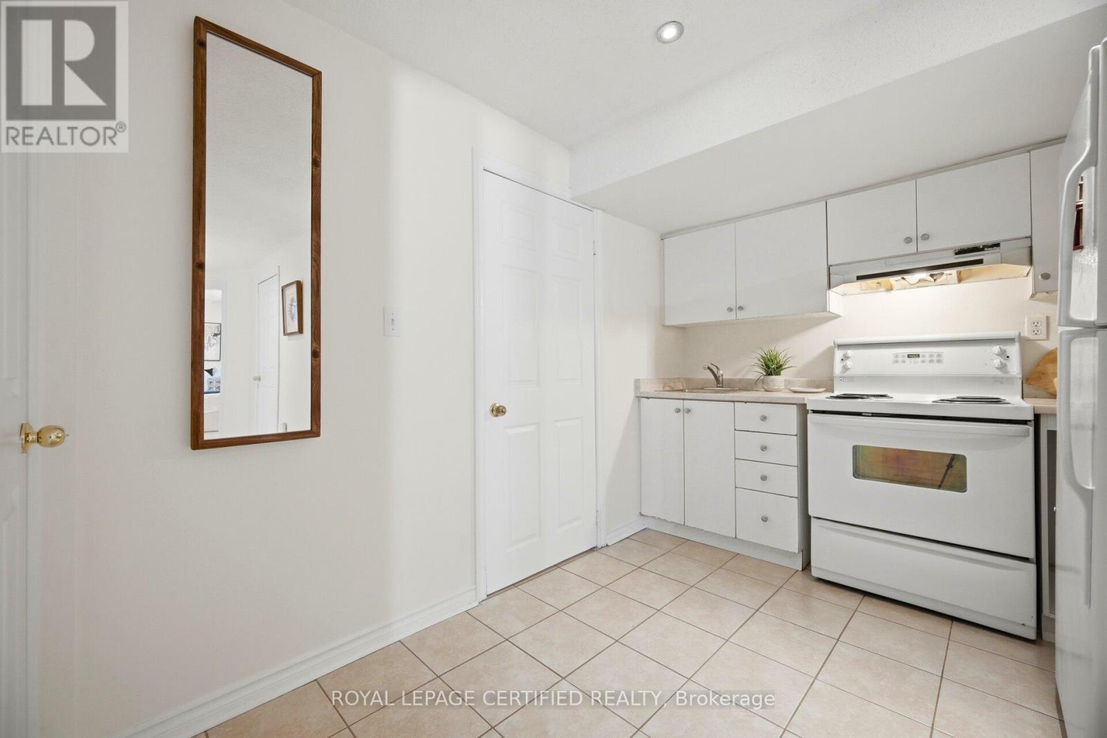 3302 Stoney Crescent, Mississauga, Ontario  L5M 0N5 - Photo 37 - W13089022