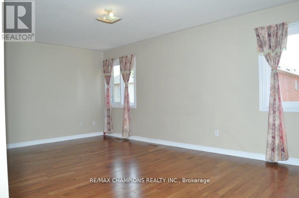 104 Masters Green Crescent, Brampton, Ontario  L7A 3K2 - Photo 17 - W13089036