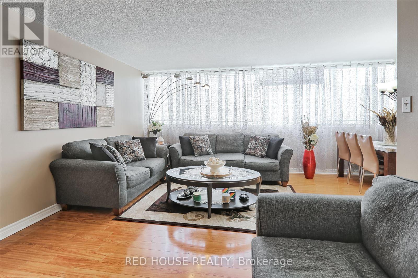 705 - 3590 Kaneff Crescent, Mississauga, Ontario  L5A 3X3 - Photo 5 - W13089104