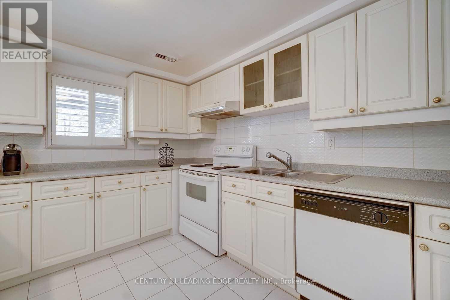 Bsmt - 1374 Heritage Way, Oakville, Ontario  L6M 3C9 - Photo 14 - W13089124