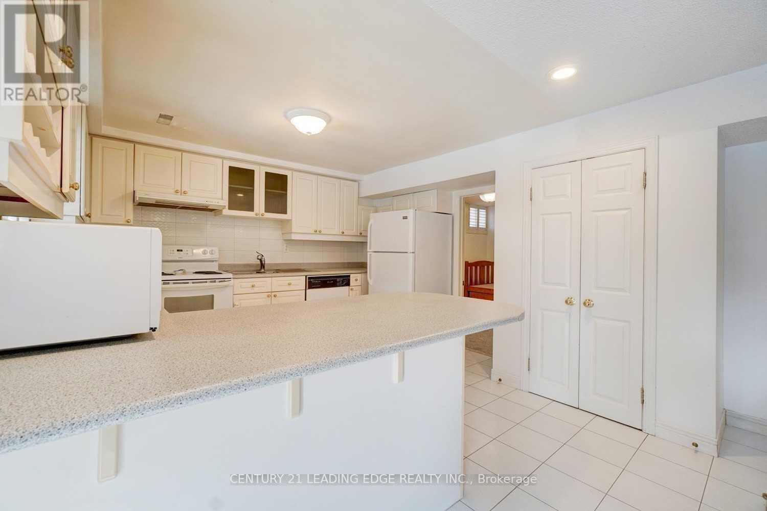 Bsmt - 1374 Heritage Way, Oakville, Ontario  L6M 3C9 - Photo 16 - W13089124