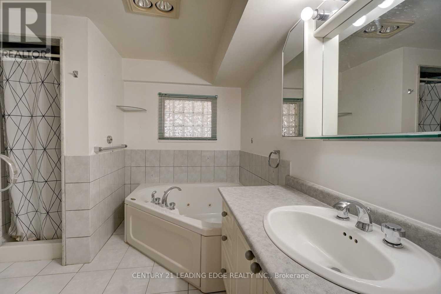 Bsmt - 1374 Heritage Way, Oakville, Ontario  L6M 3C9 - Photo 19 - W13089124