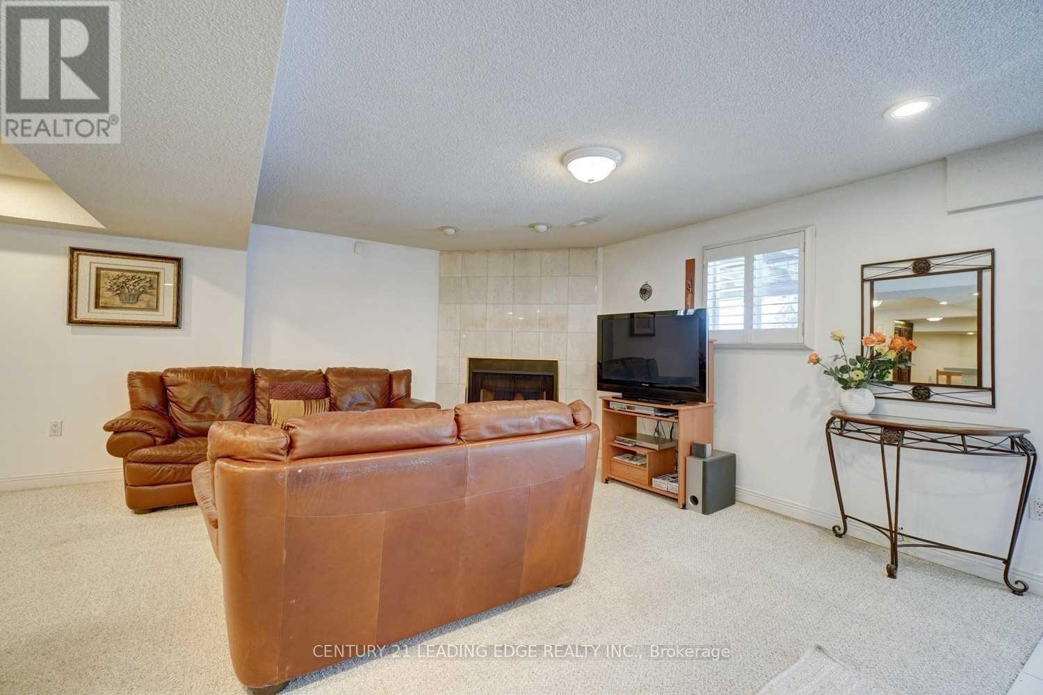 Bsmt - 1374 Heritage Way, Oakville, Ontario  L6M 3C9 - Photo 2 - W13089124