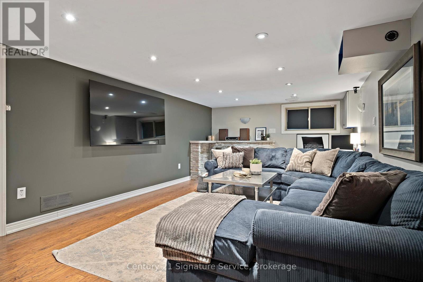 1578 Sherway Drive, Mississauga, Ontario  L4X 1C4 - Photo 32 - W13089138