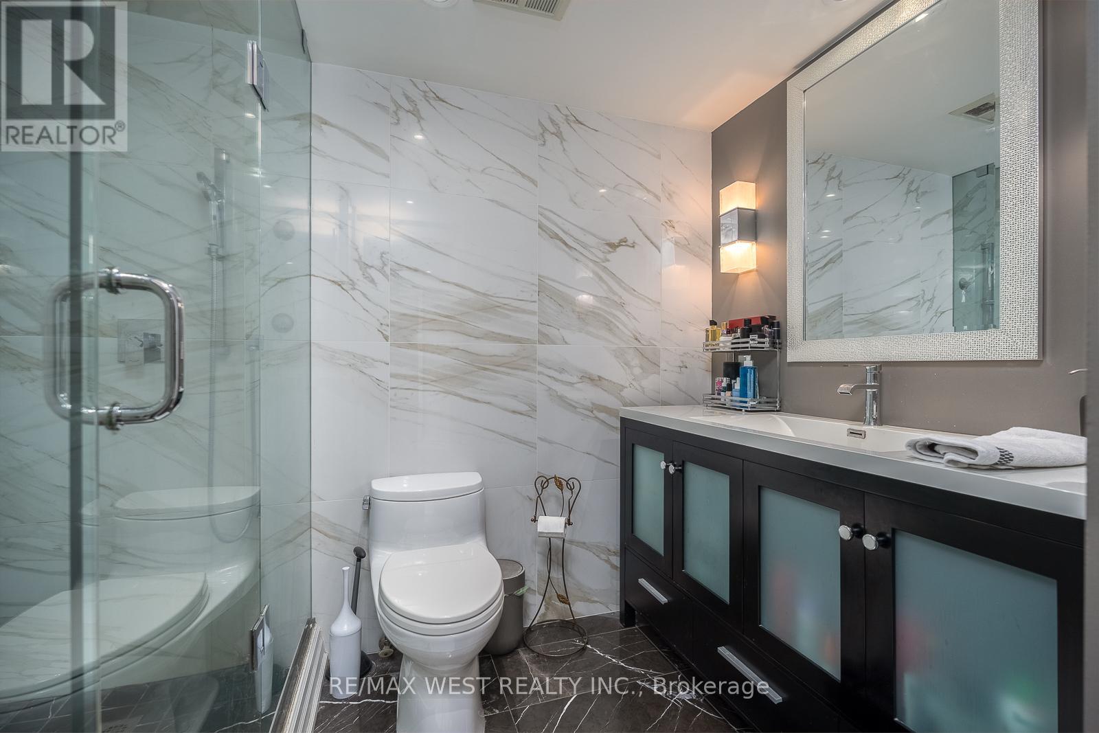 2204 - 1 Palace Pier Court, Toronto, Ontario  M8V 3W9 - Photo 21 - W13089142
