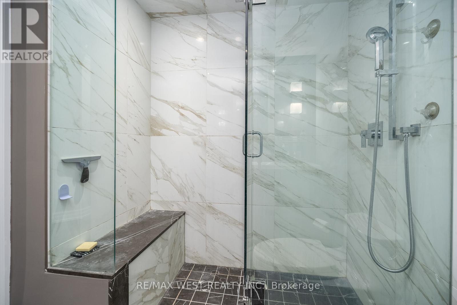 2204 - 1 Palace Pier Court, Toronto, Ontario  M8V 3W9 - Photo 22 - W13089142