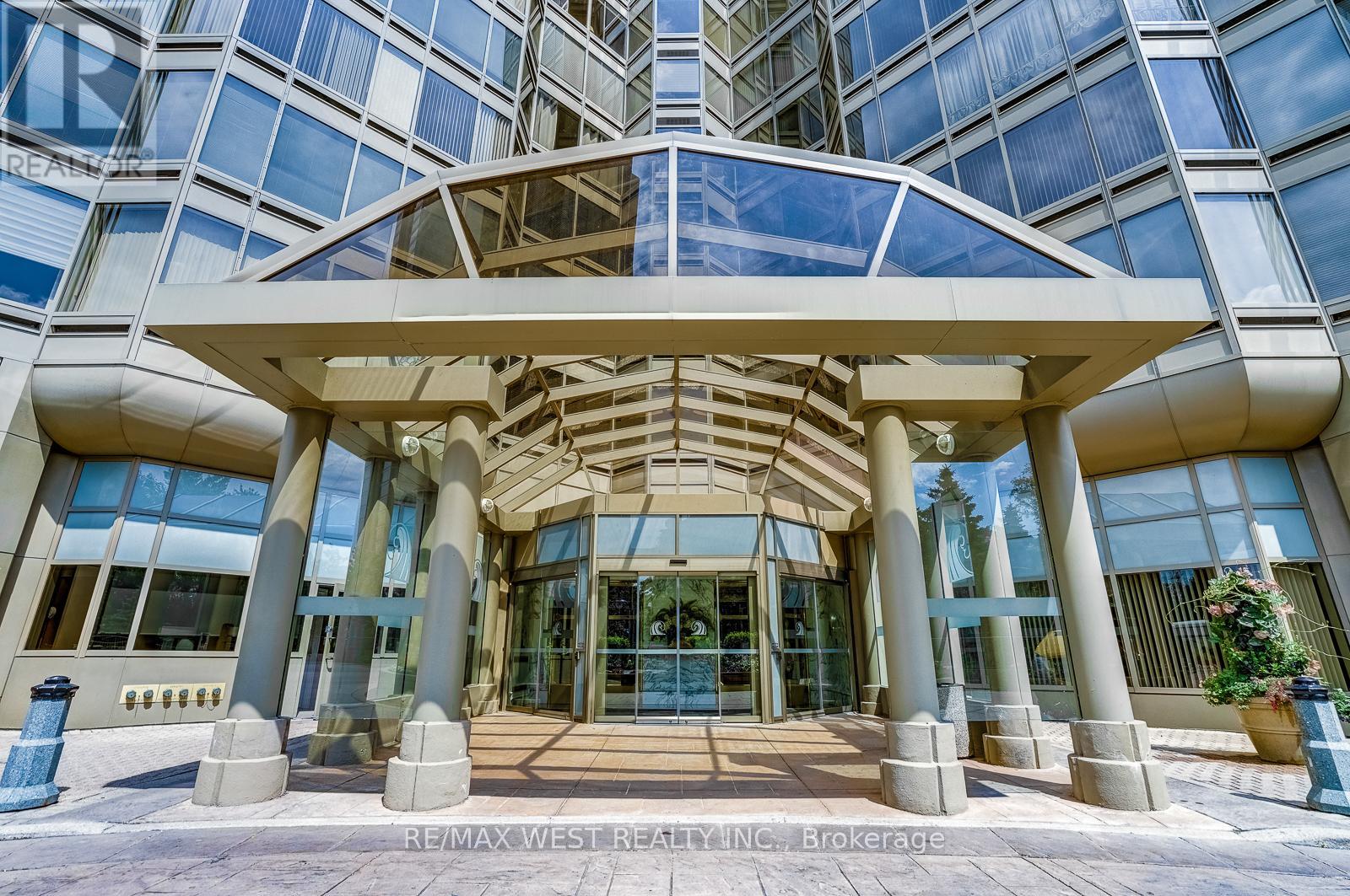 2204 - 1 Palace Pier Court, Toronto, Ontario  M8V 3W9 - Photo 5 - W13089142