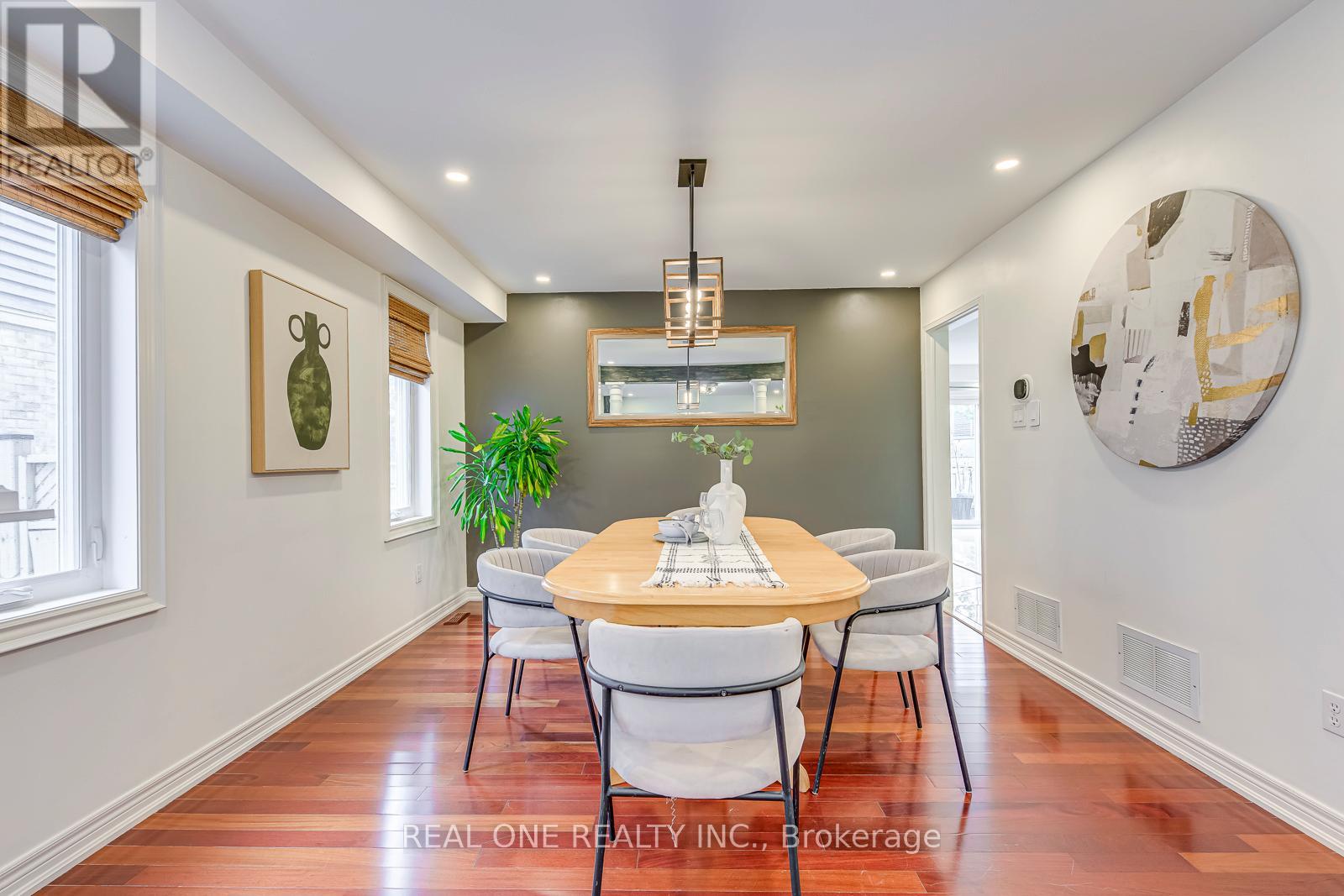 2946 Duncairn Drive, Mississauga, Ontario  L5M 5V7 - Photo 10 - W13089162