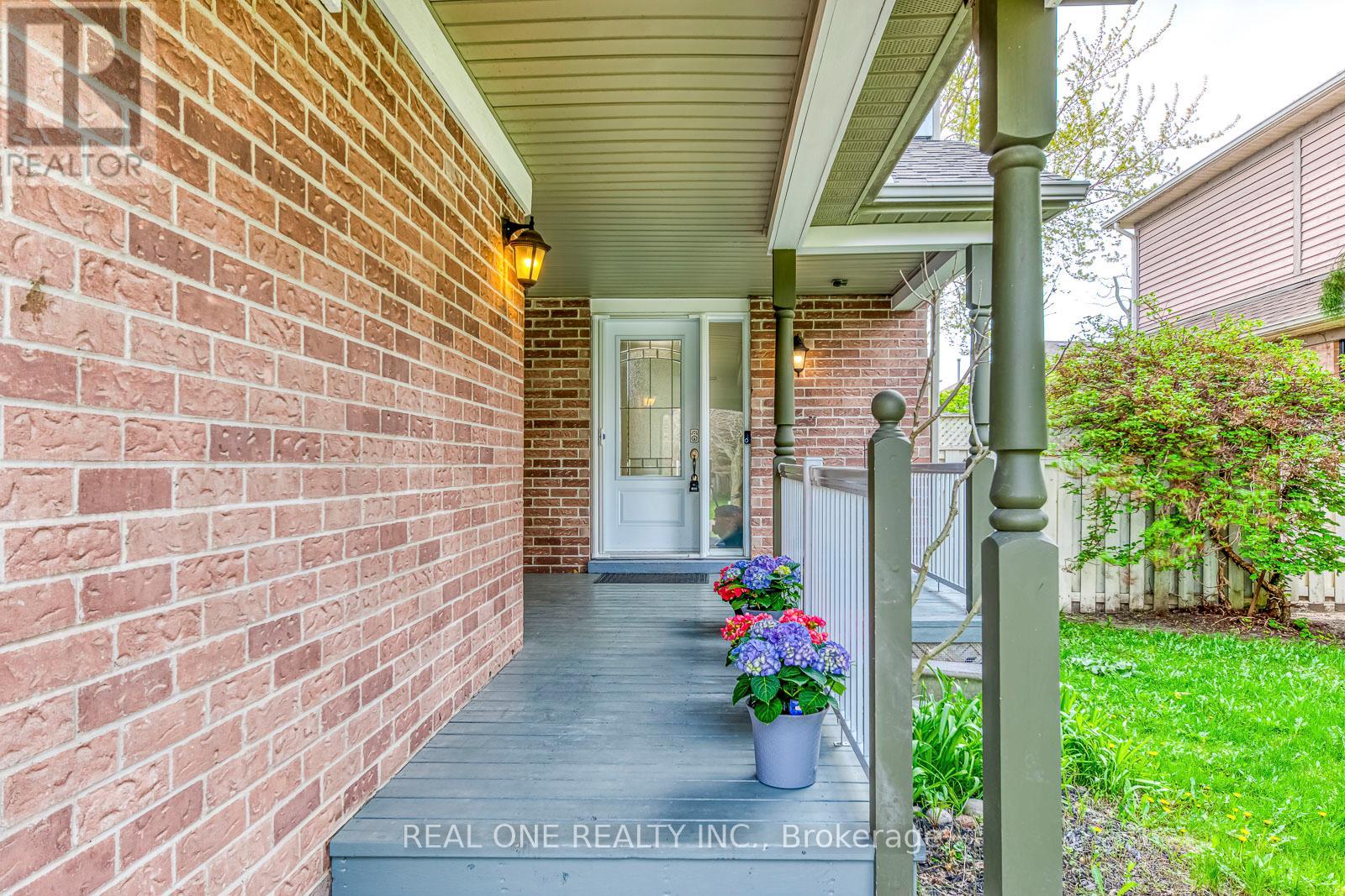 2946 Duncairn Drive, Mississauga, Ontario  L5M 5V7 - Photo 3 - W13089162