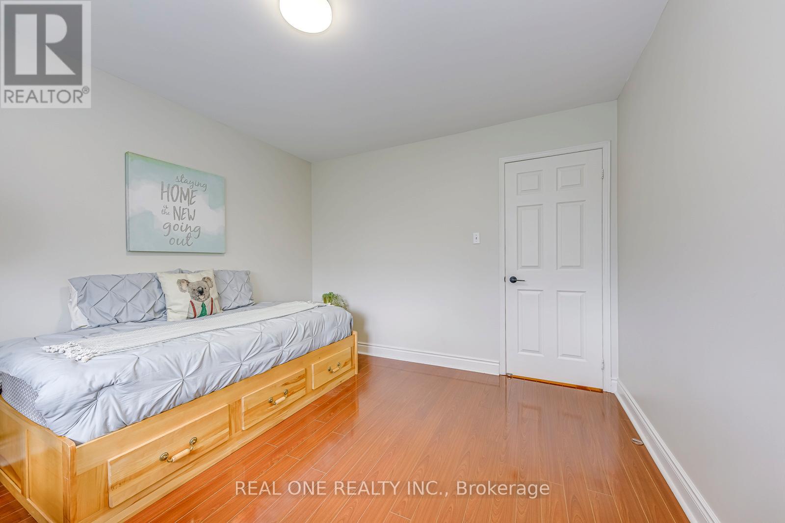 2946 Duncairn Drive, Mississauga, Ontario  L5M 5V7 - Photo 35 - W13089162