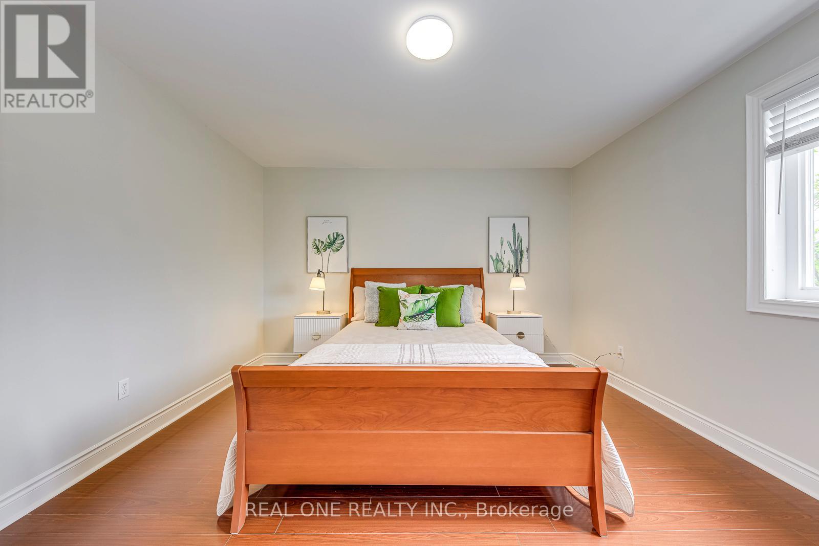 2946 Duncairn Drive, Mississauga, Ontario  L5M 5V7 - Photo 37 - W13089162