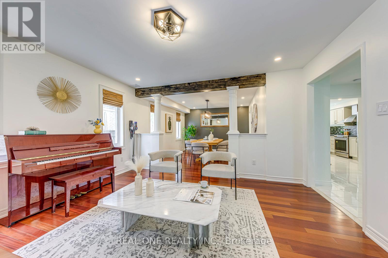 2946 Duncairn Drive, Mississauga, Ontario  L5M 5V7 - Photo 9 - W13089162