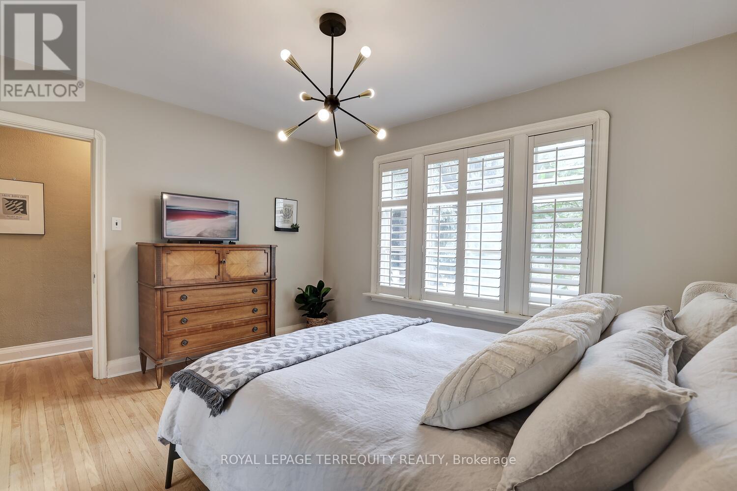 20 Elderidge Avenue, Toronto, Ontario  M8Y 2C5 - Photo 22 - W13089206