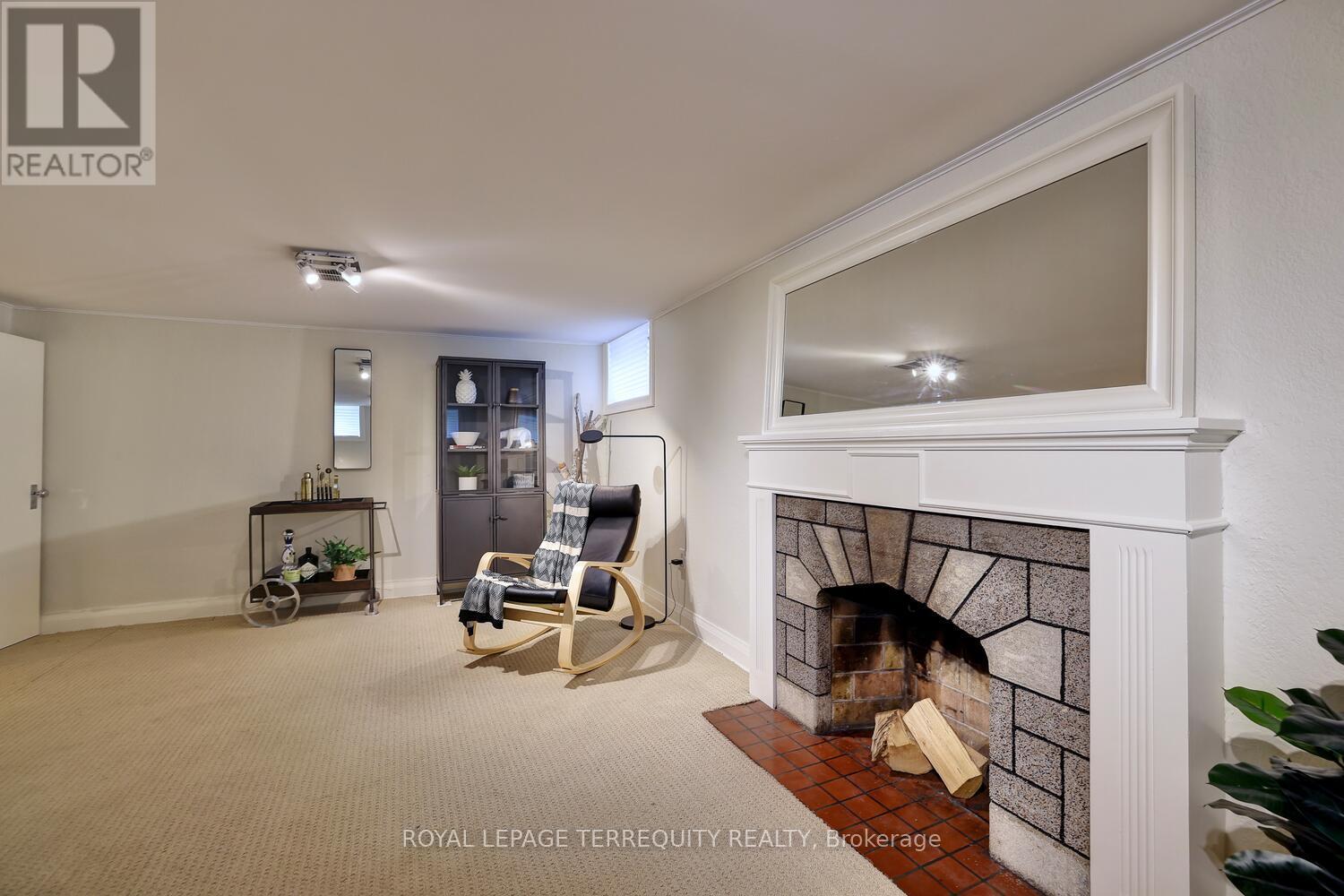 20 Elderidge Avenue, Toronto, Ontario  M8Y 2C5 - Photo 35 - W13089206