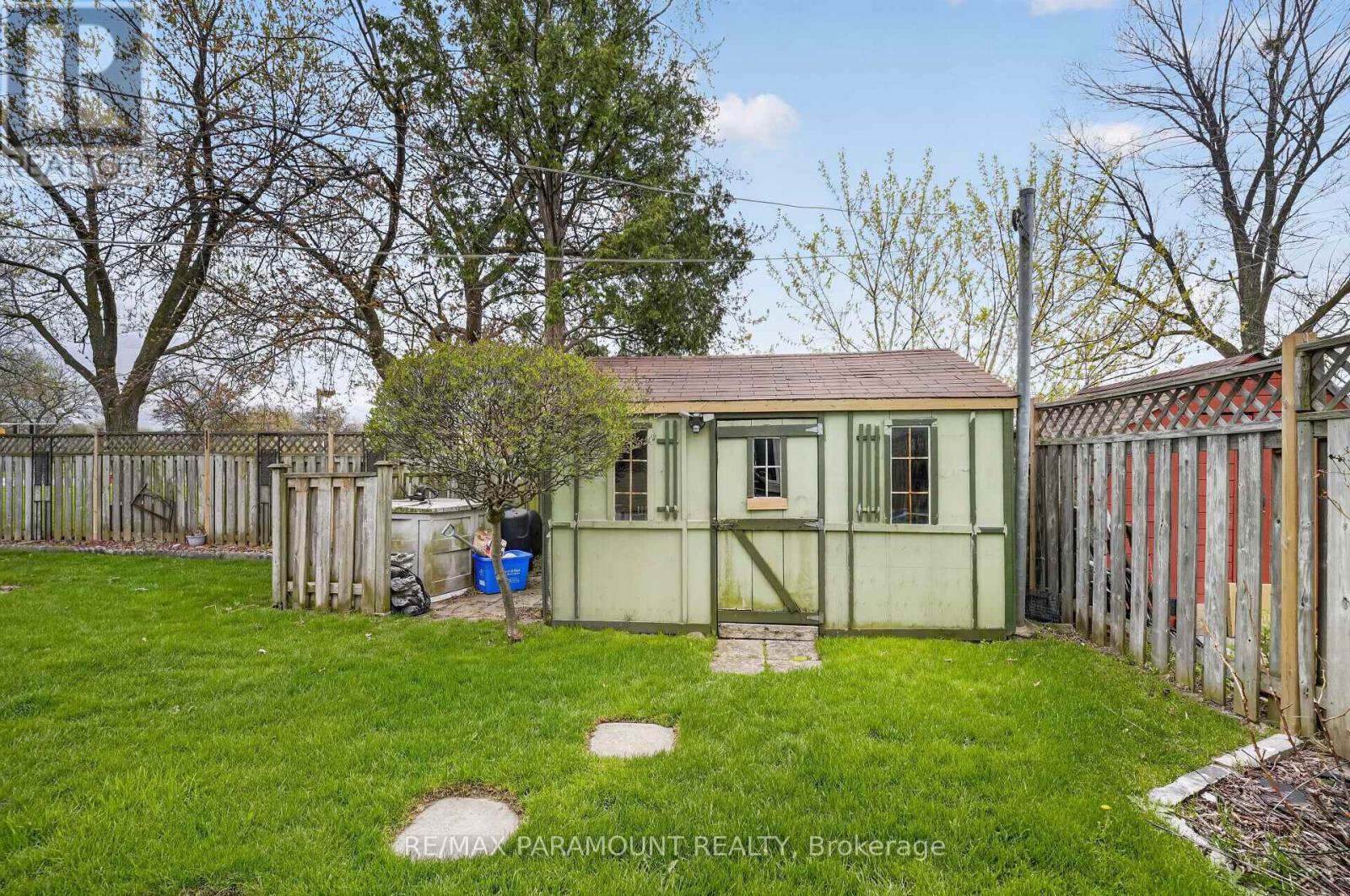 20 Fontaine Court, Brampton, Ontario  L6T 3J2 - Photo 37 - W13089252