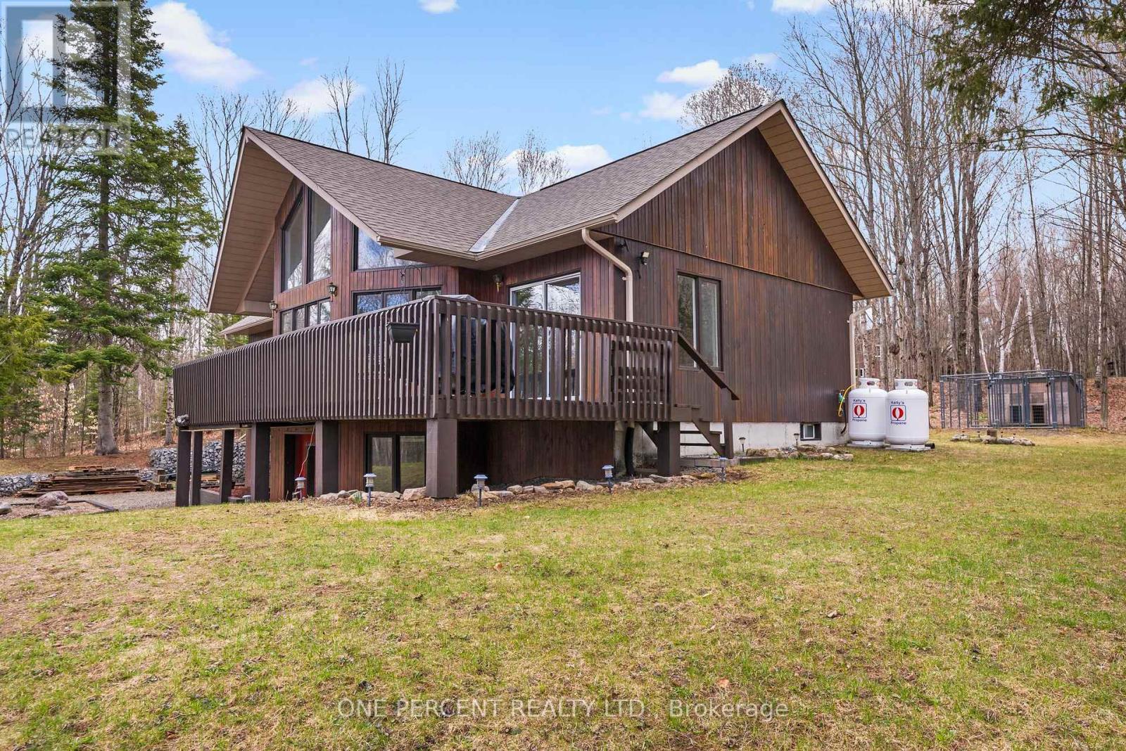 1069 Chalet Road, Dysart Et Al, Ontario  K0M 1S0 - Photo 3 - X13082684