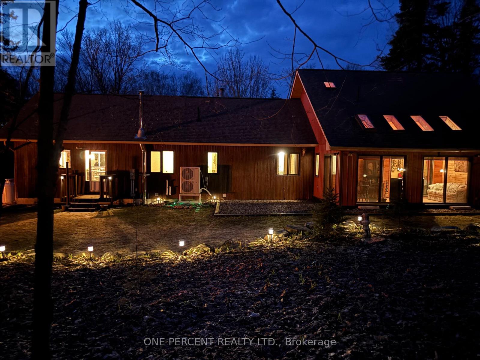 1069 Chalet Road, Dysart Et Al, Ontario  K0M 1S0 - Photo 36 - X13082684