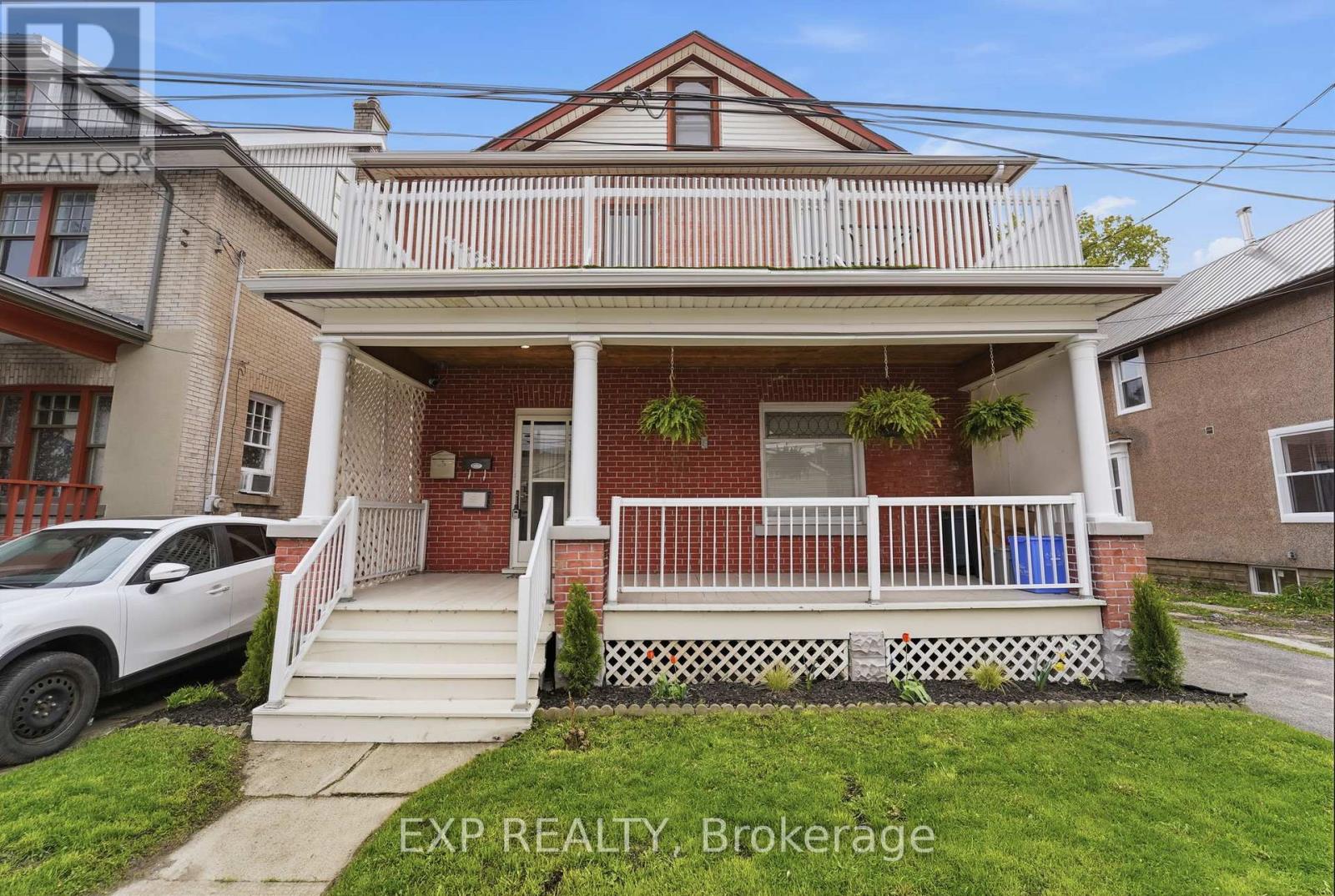 15 Avenue Place, Welland, Ontario  L3B 4B2 - Photo 1 - X13088982