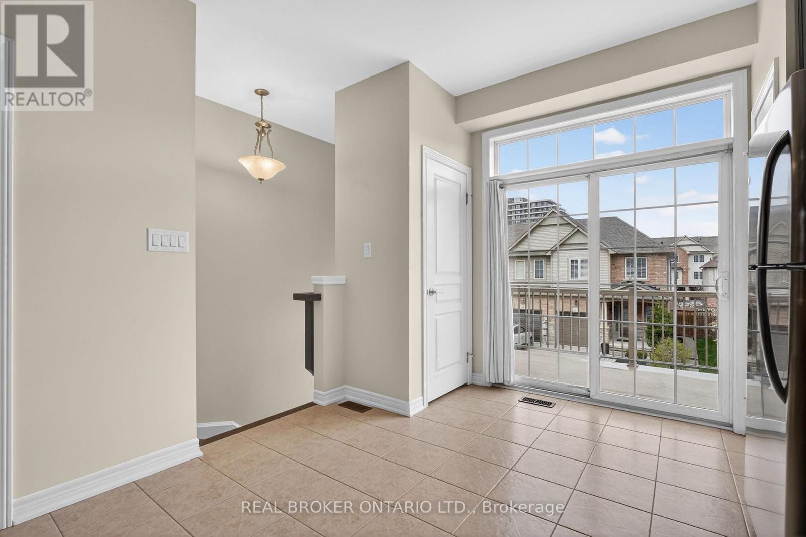 13 - 541 Winston Road, Grimsby, Ontario  L3M 0C5 - Photo 10 - X13089056