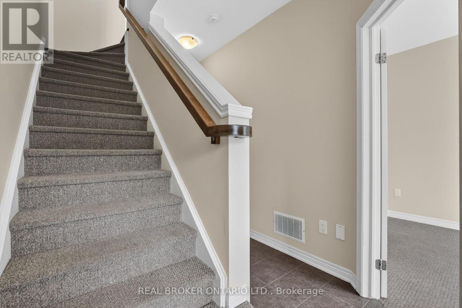 13 - 541 Winston Road, Grimsby, Ontario  L3M 0C5 - Photo 35 - X13089056