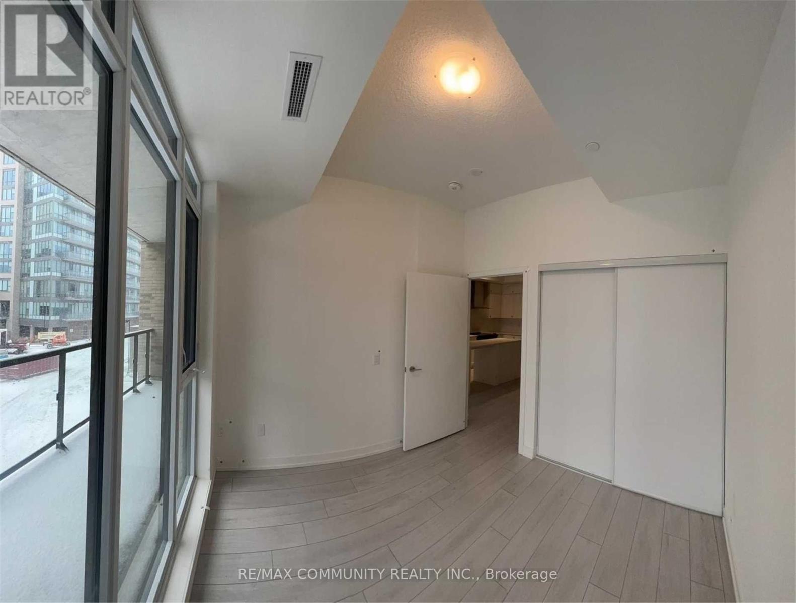 235 - 55 Duke Street W, Kitchener, Ontario  N2H 0C9 - Photo 11 - X13089220